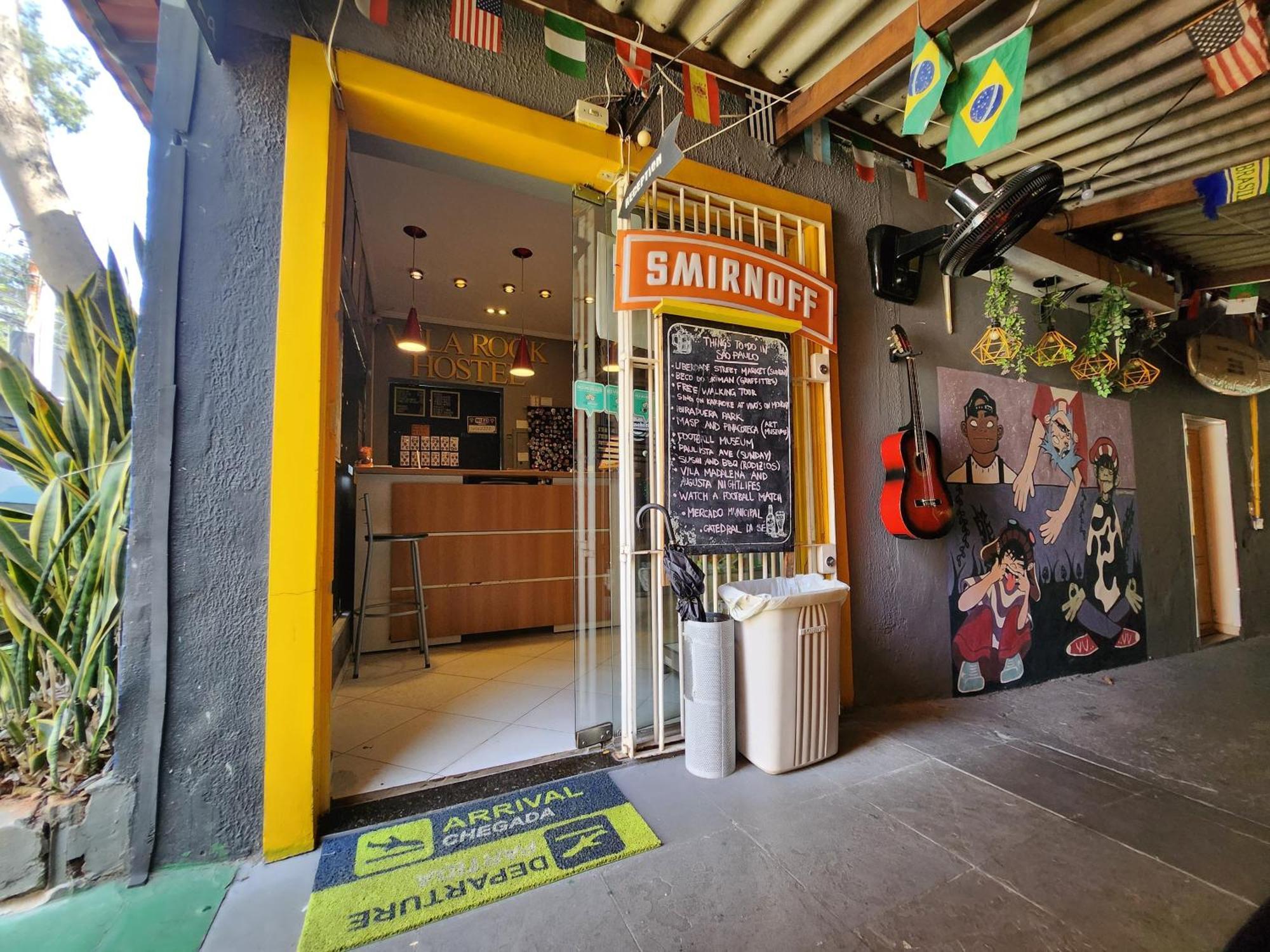 Vila Rock Hostel - Proximo Allianz Parque, Vila Madalena, Av Paulista, Hospital Das Clinicas Incor Fmusp Сан-Пауло Экстерьер фото