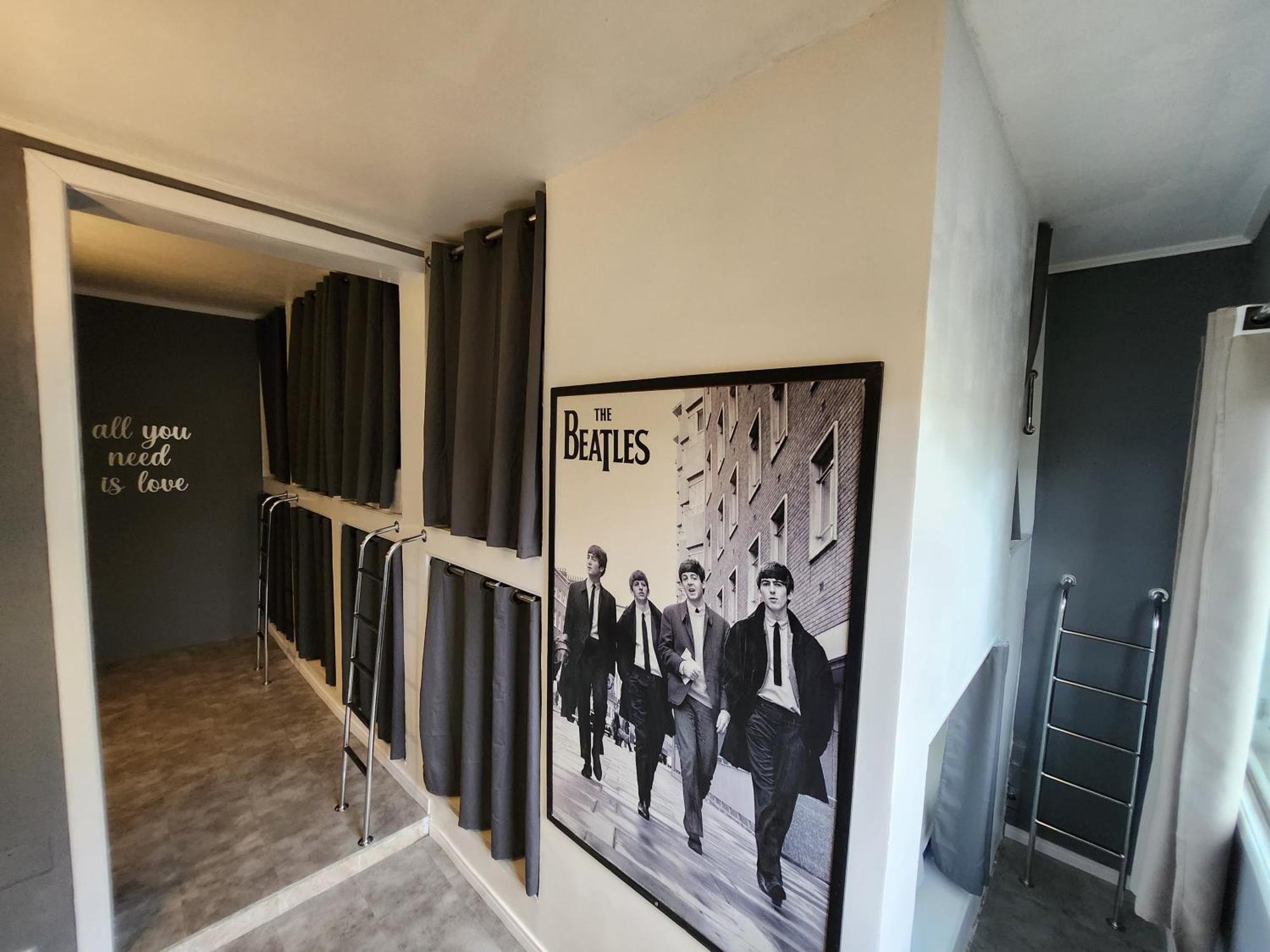 Vila Rock Hostel - Proximo Allianz Parque, Vila Madalena, Av Paulista, Hospital Das Clinicas Incor Fmusp Сан-Пауло Экстерьер фото